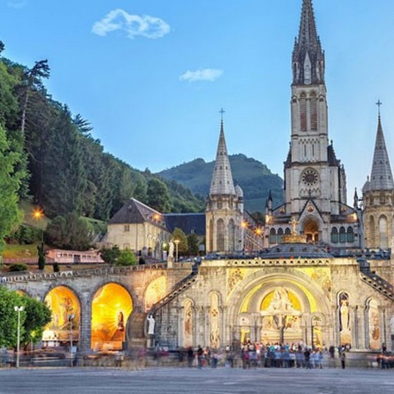 Voyage à Lourdes pour les familles en difficultés